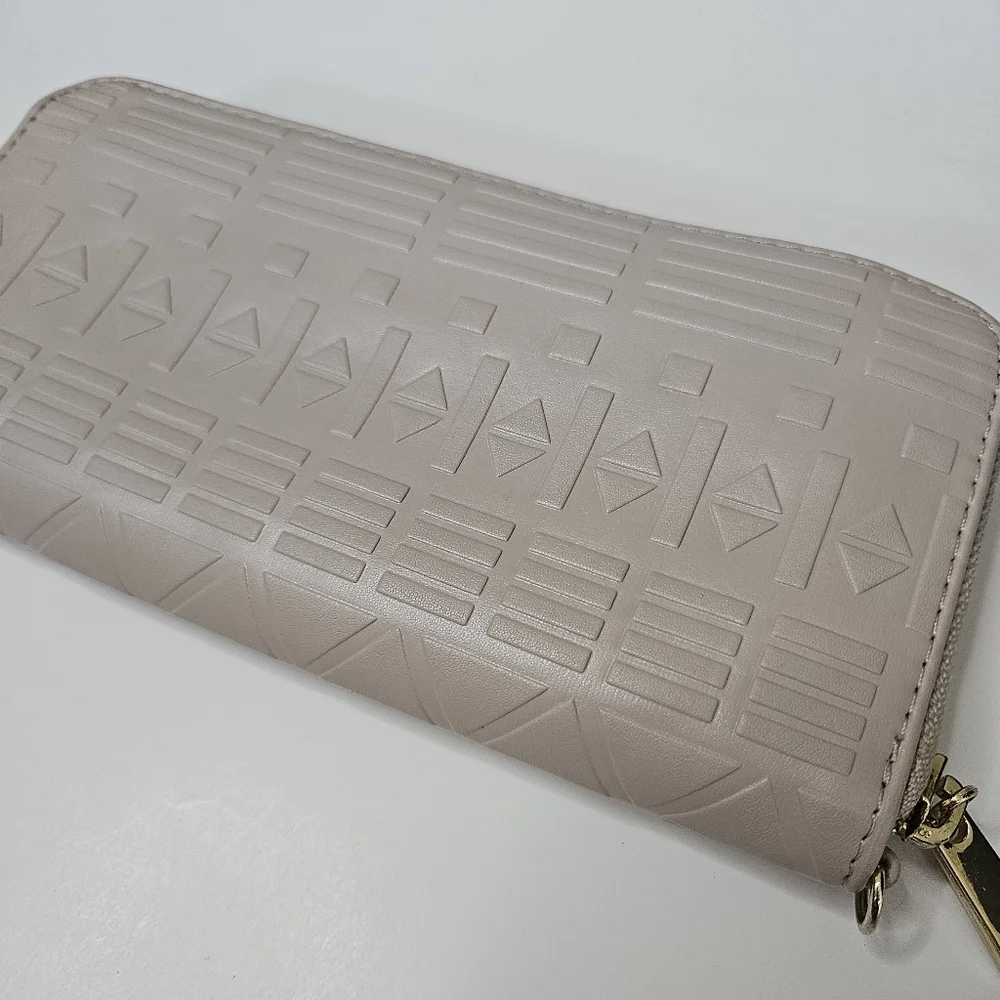 Target Wallet - Picture 8 of 12